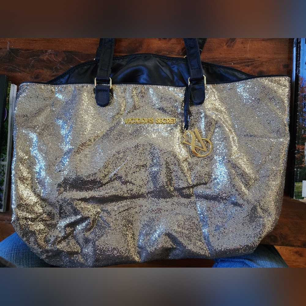 💥NWOT Authentic Victoria's Secret Tote